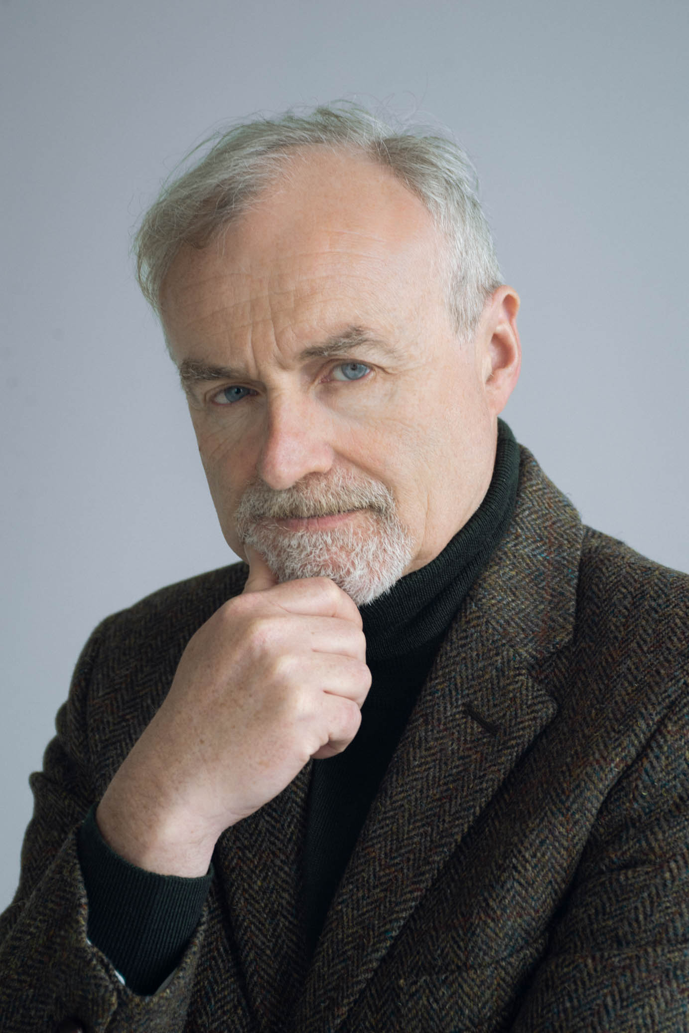 Author (secretive)