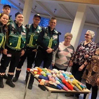 Afhending Sjúkrabílabangsa í Sölku 13. desember 2022