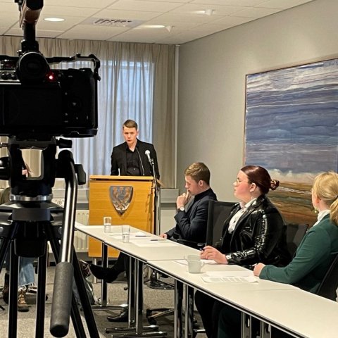 Bæjarstjórnarfundur unga fólksins 16. apríl 2024.