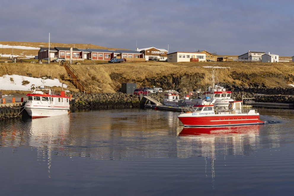 Samtal við Grímseyinga í blíðskaparveðri