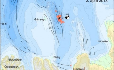 Jarðskjálfti austur af Grímsey.