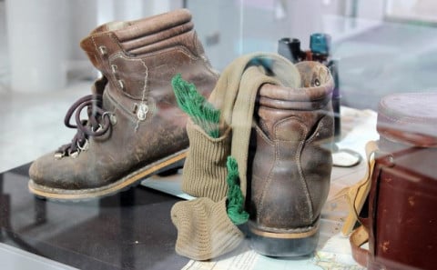 Við göngum svo léttir í lundu...