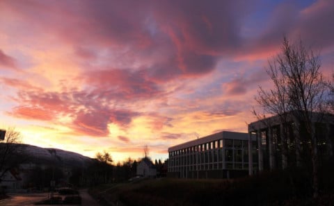 Amtsbókasafnið á nóvember morgni